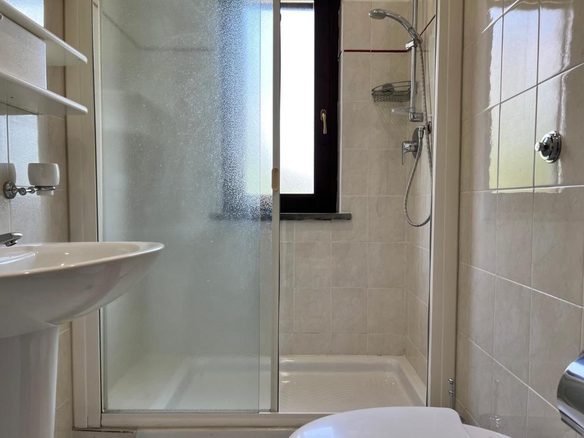 Country House Western Club Sant'Omero Buitenkant foto